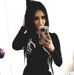 Meet your Posher, Deandra